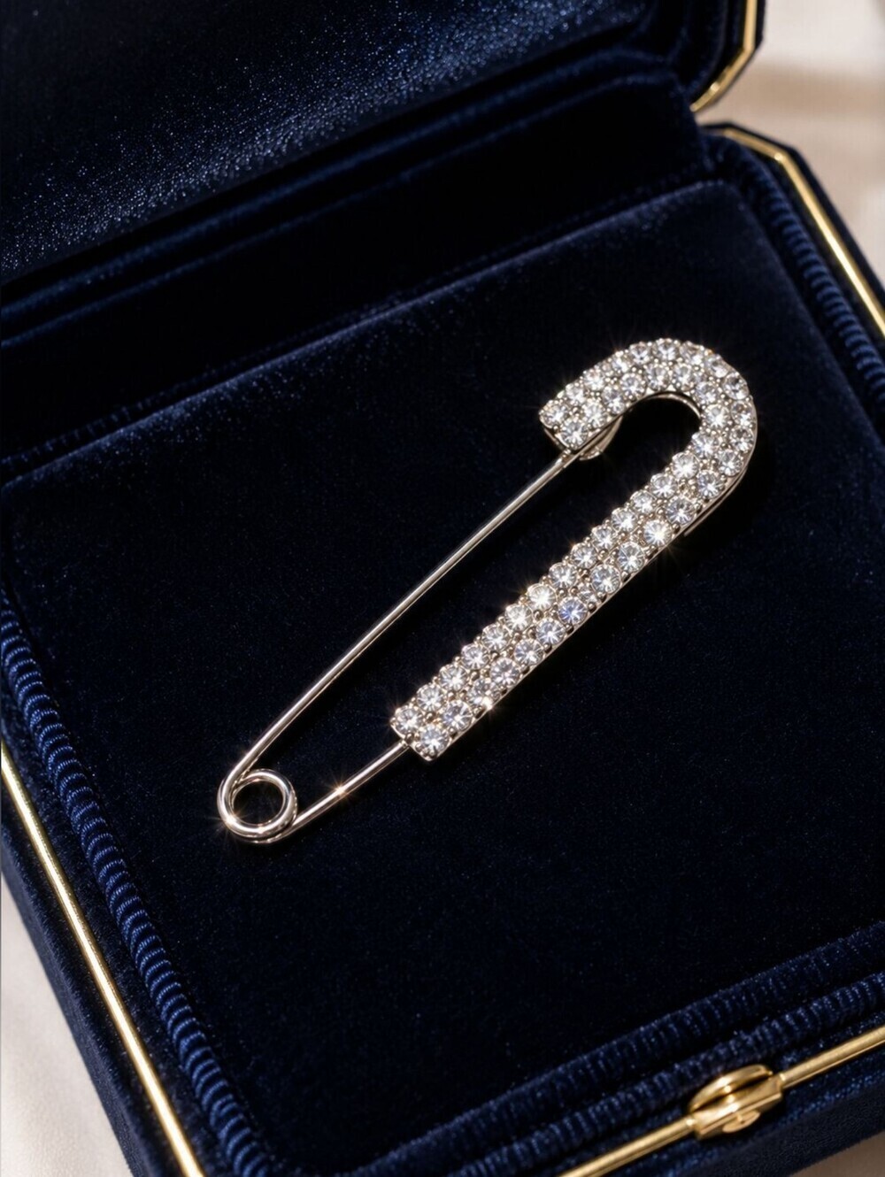 Silver Crystal Safety-Pin Brooch with Clear Stones - Picture 5 of 5